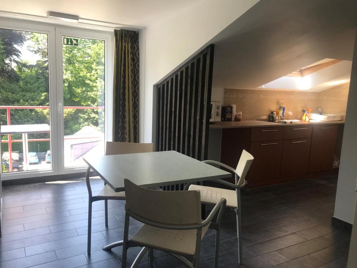 AppartHotel Belle Vue La Louvière Esterno foto