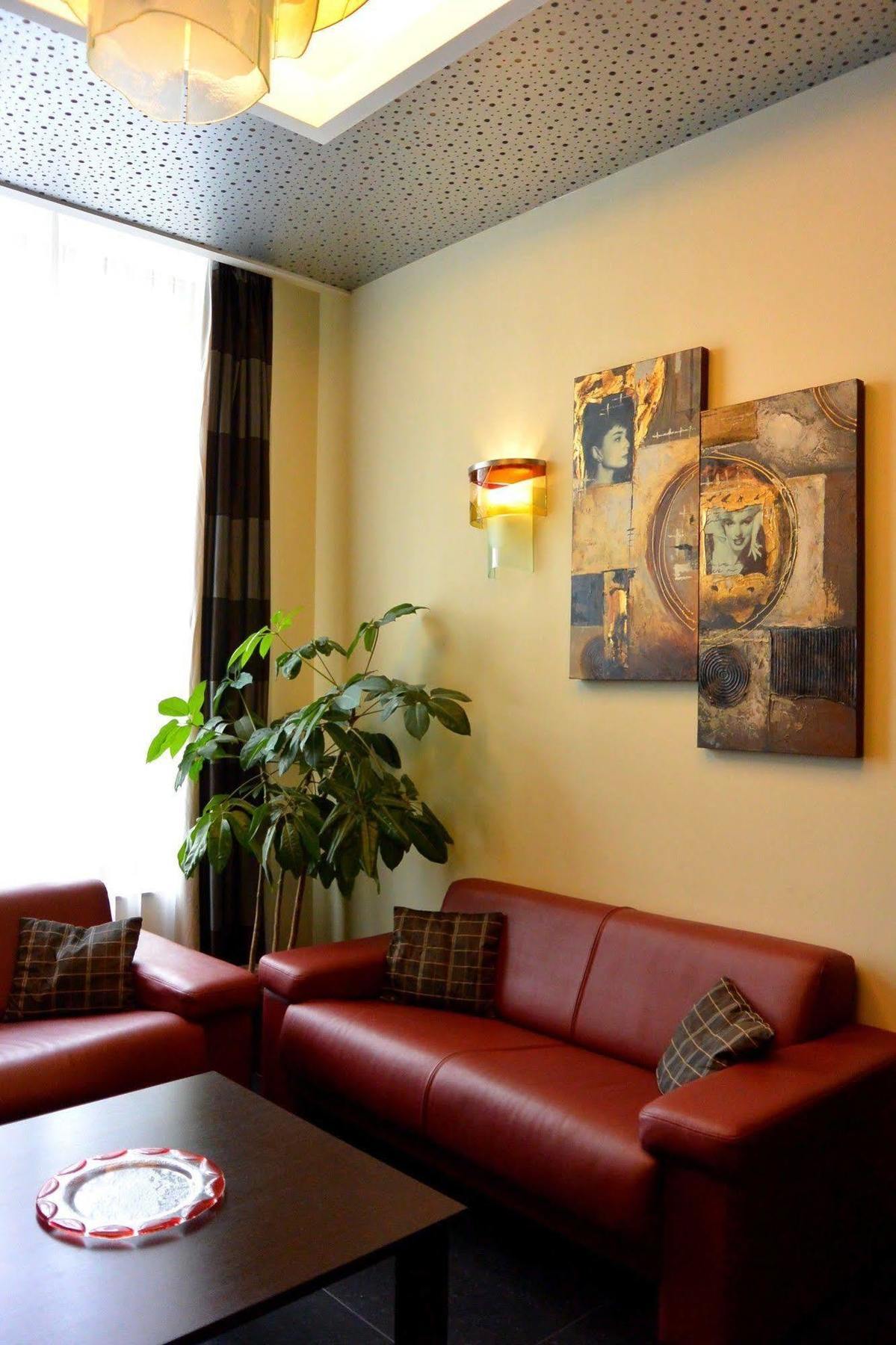 AppartHotel Belle Vue La Louvière Esterno foto