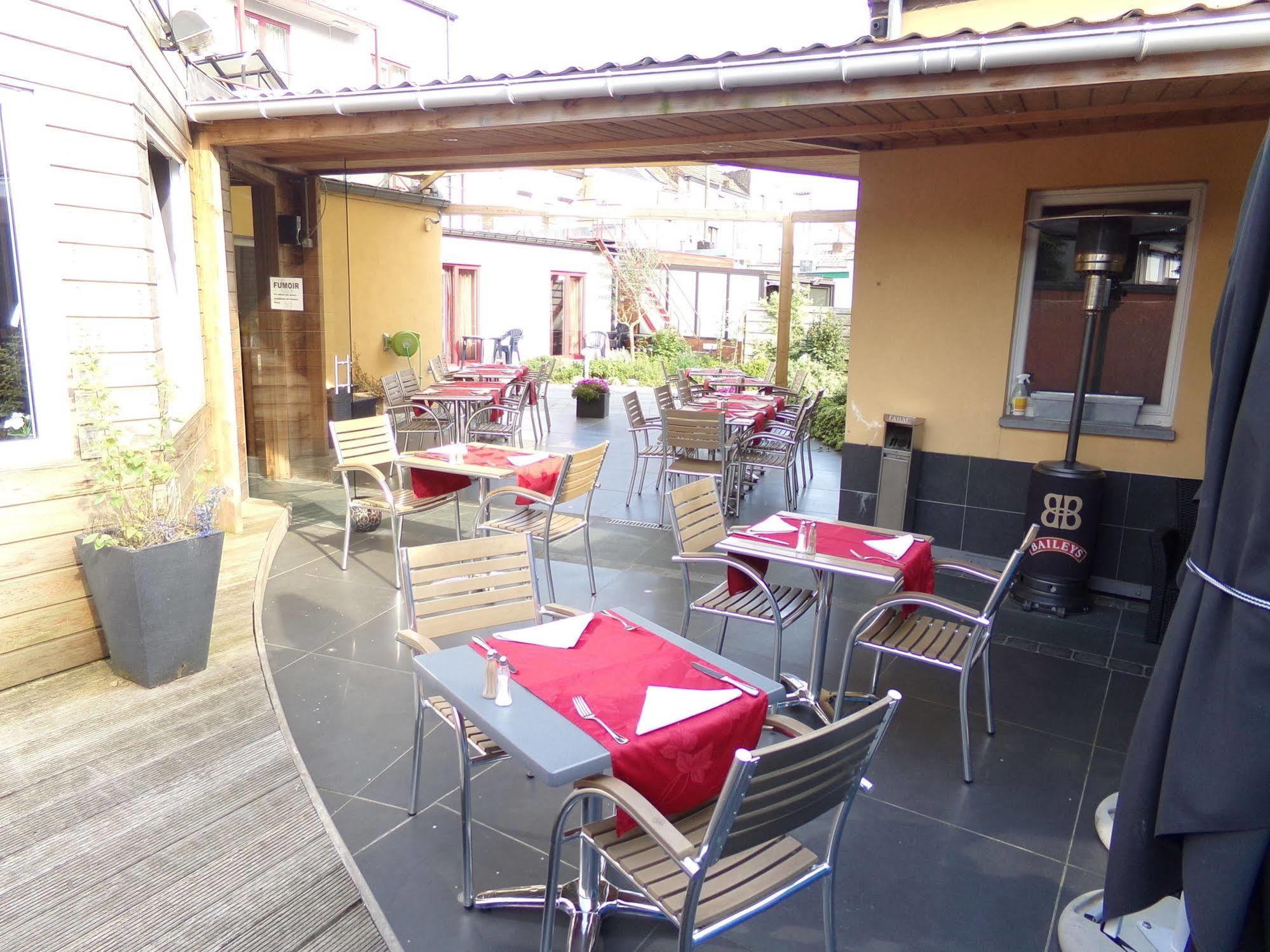 AppartHotel Belle Vue La Louvière Esterno foto